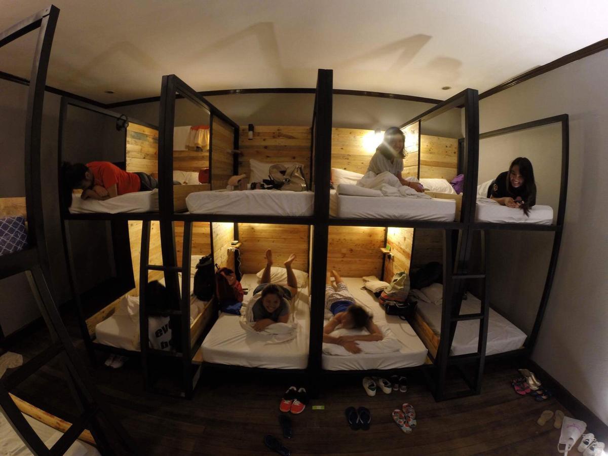 Hostel Seven Cebu Esterno foto